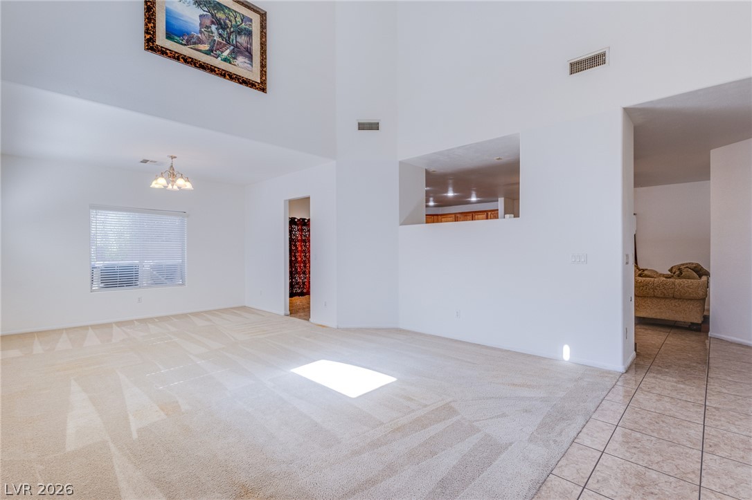 Photo 4 of 124 SHARP EDGE Avenue