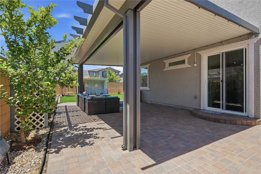 Photo 7 of 27, 10981 Fennel Avenue