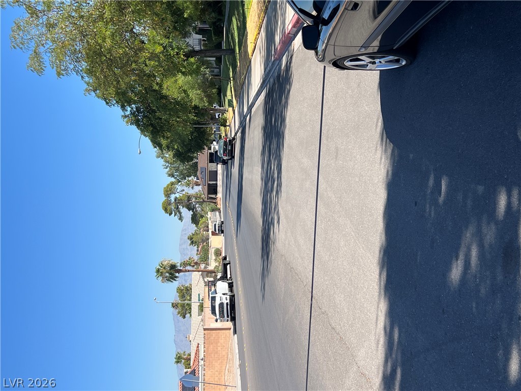 Photo 6 of 31, 3116 S Pecos Road