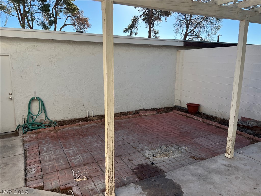 Photo 18 of 31, 3116 S Pecos Road