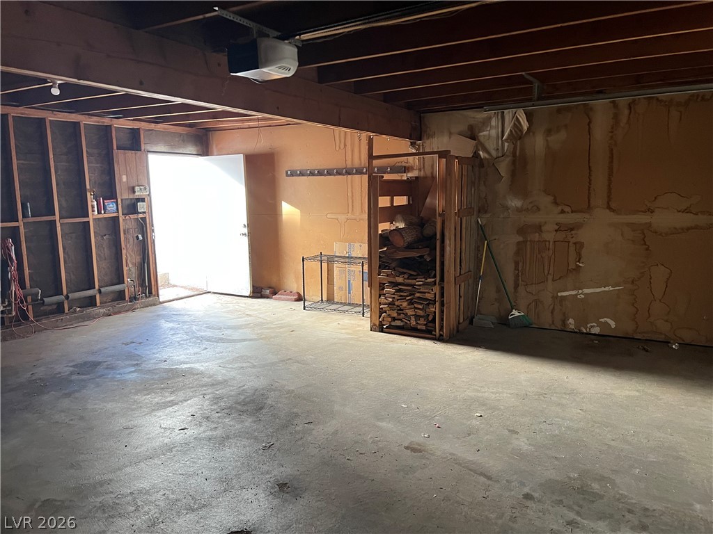 Photo 22 of 31, 3116 S Pecos Road