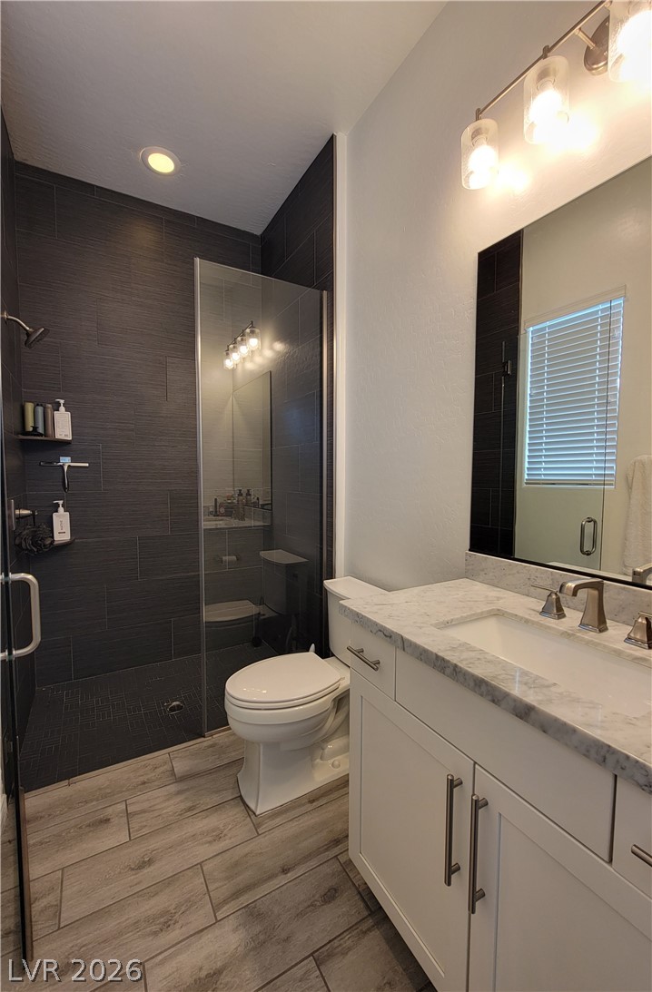 Photo 18 of 36, 8740 S Pioneer Way