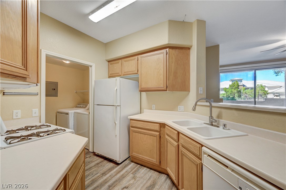 Photo 15 of 40, 7127 S Durango Drive #108