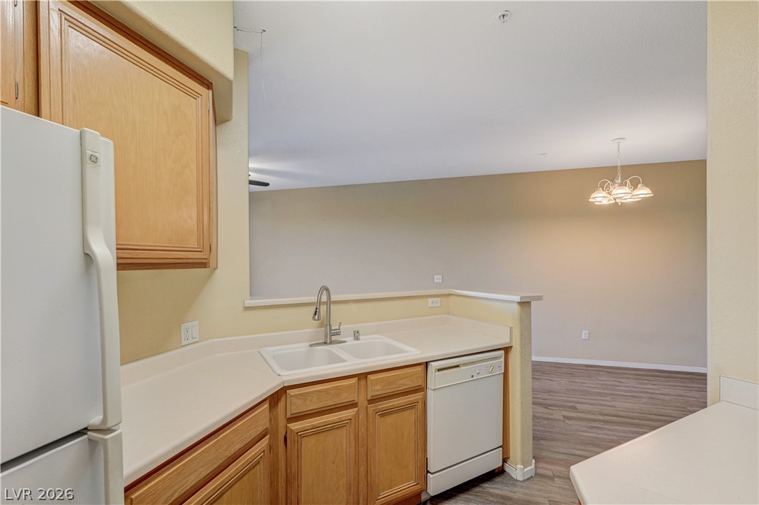 Photo 16 of 40, 7127 S Durango Drive #108