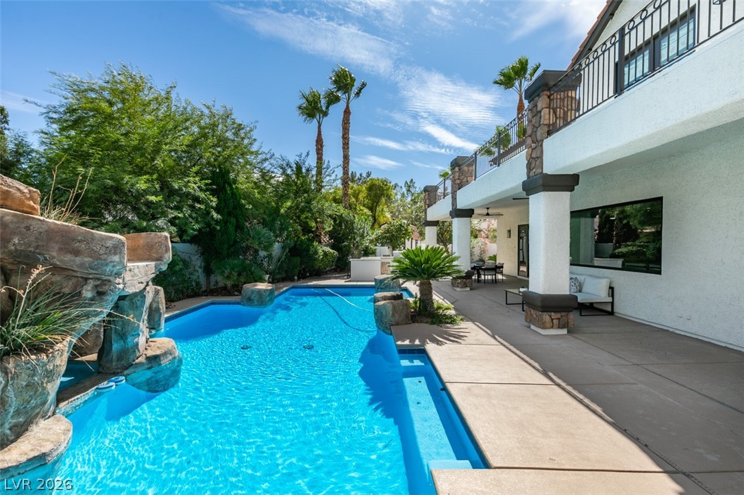 Photo 70 of 84, 2200 Paseo Court