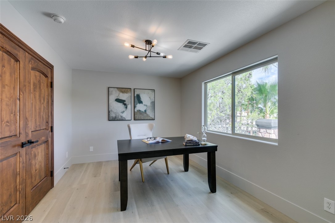 Photo 53 of 84, 2200 Paseo Court