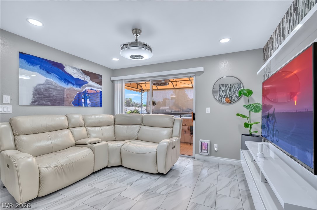 Photo 10 of 27, 3078 Tarpon Drive #203