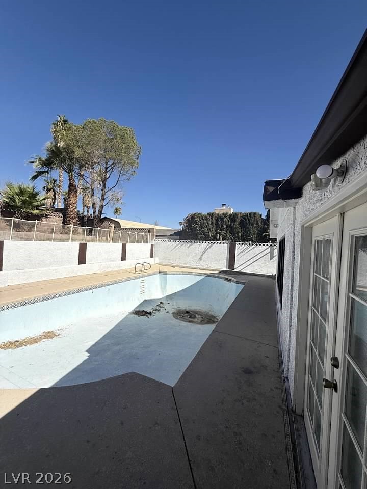 Photo 65 of 84, 3480 E Hacienda Avenue