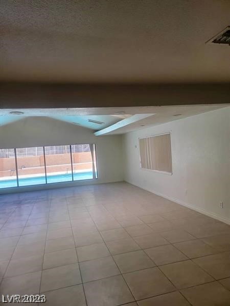 Photo 5 of 3480 E Hacienda Avenue
