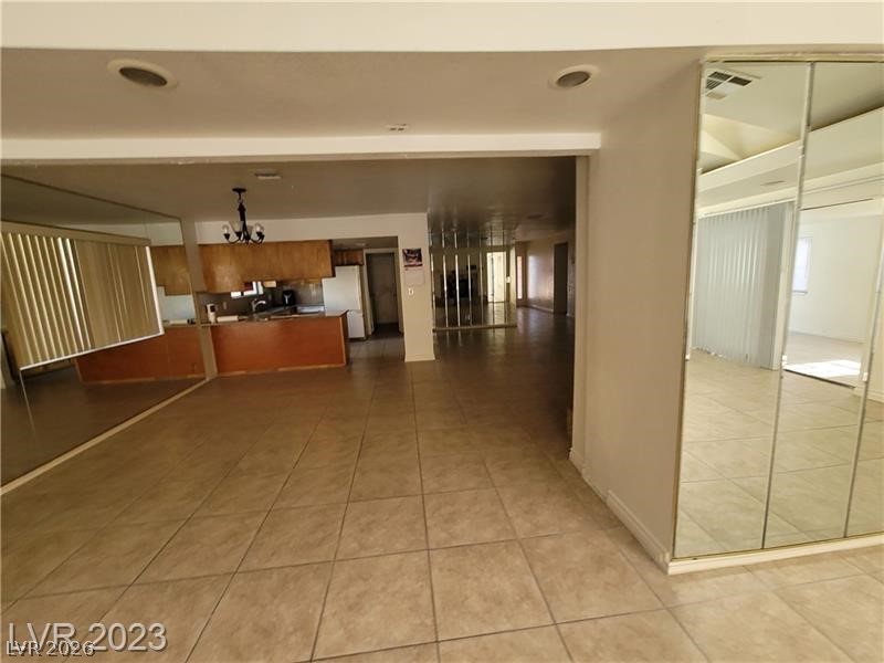 Photo 8 of 84, 3480 E Hacienda Avenue