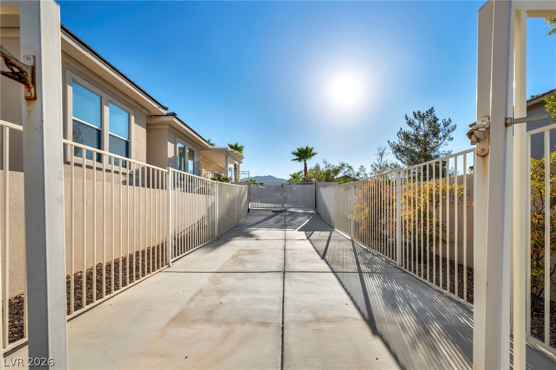 Photo 33 of 57, 5960 Michelli Crest Way