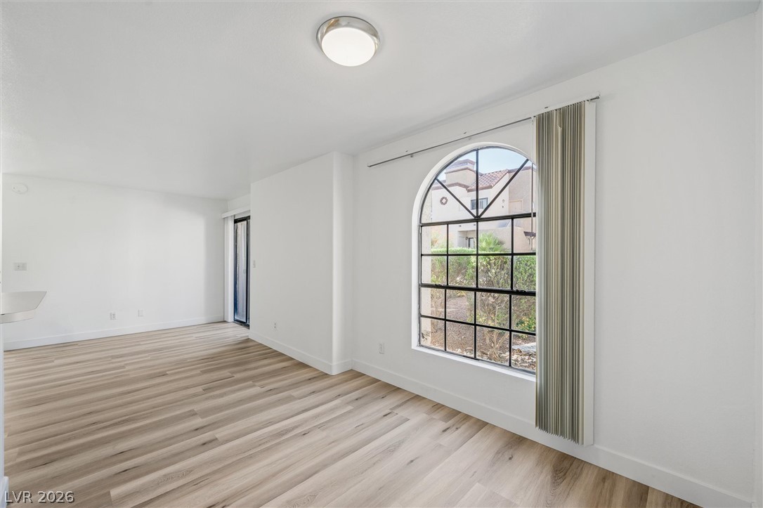 Photo 19 of 33, 2980 Juniper Hills Boulevard #103