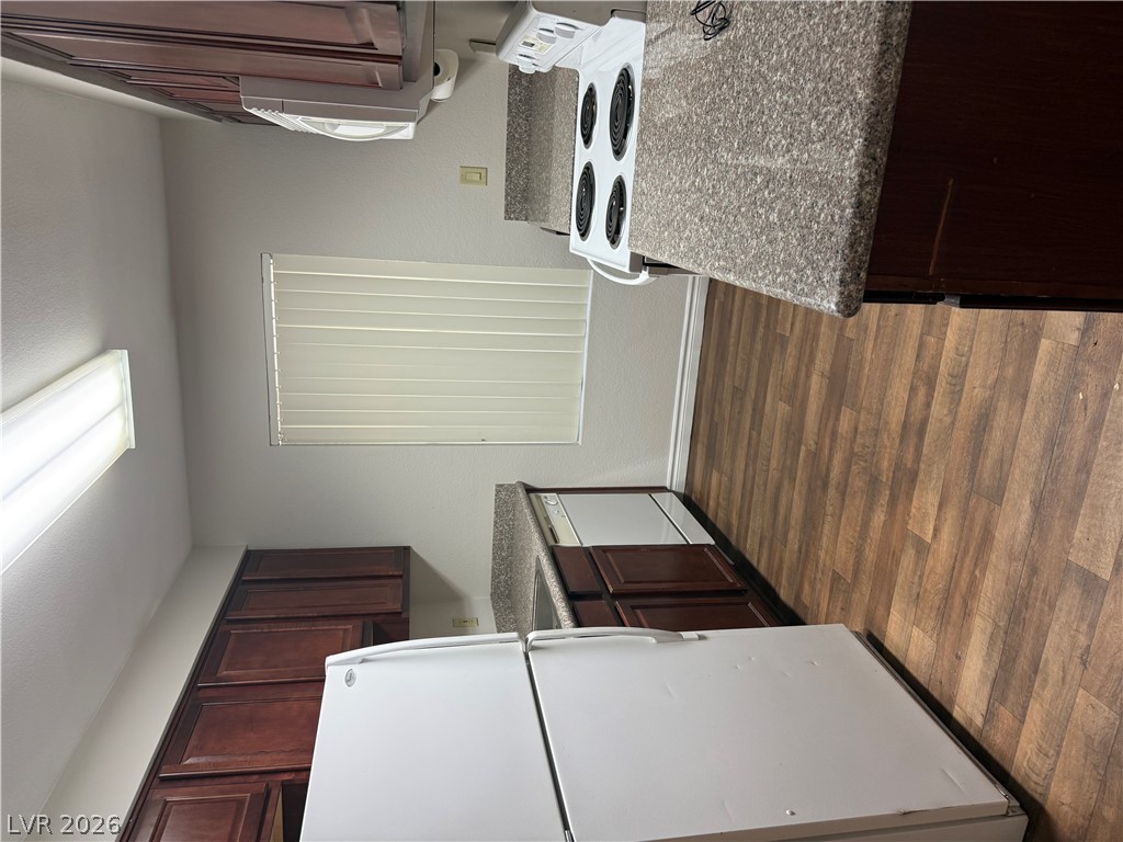 Photo 6 of 9, 2451 N Rainbow Boulevard #1064