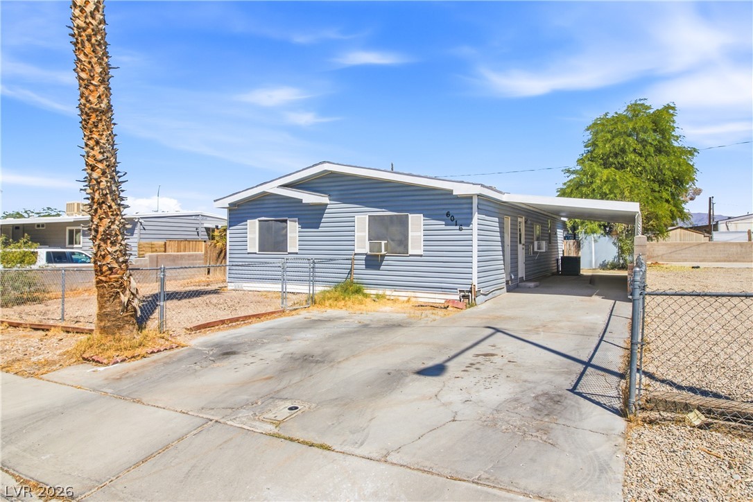 6016 Great Smoky Avenue, Las Vegas 89156