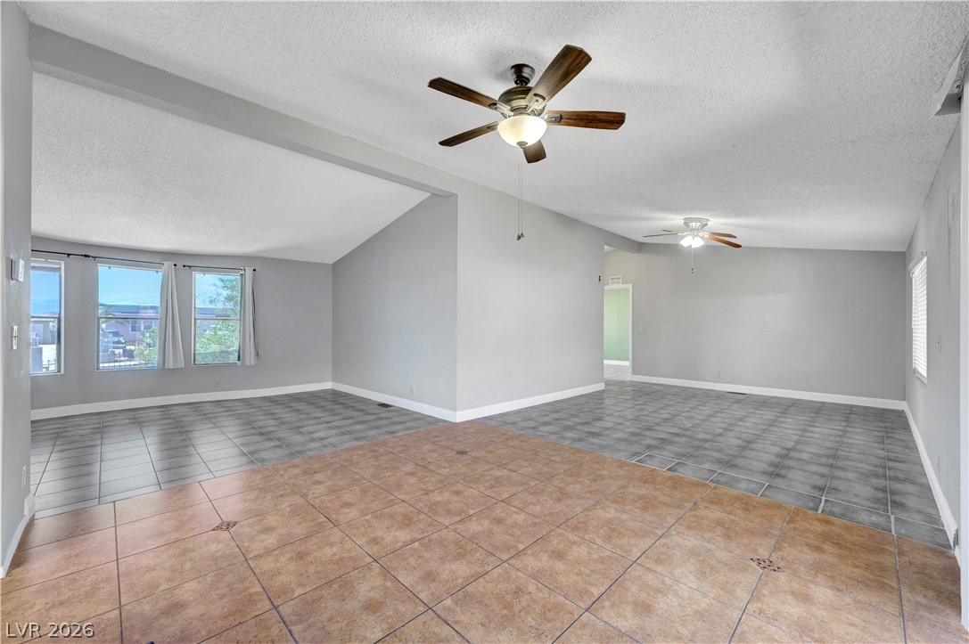 Photo 17 of 53, 5997 Castlemont Avenue