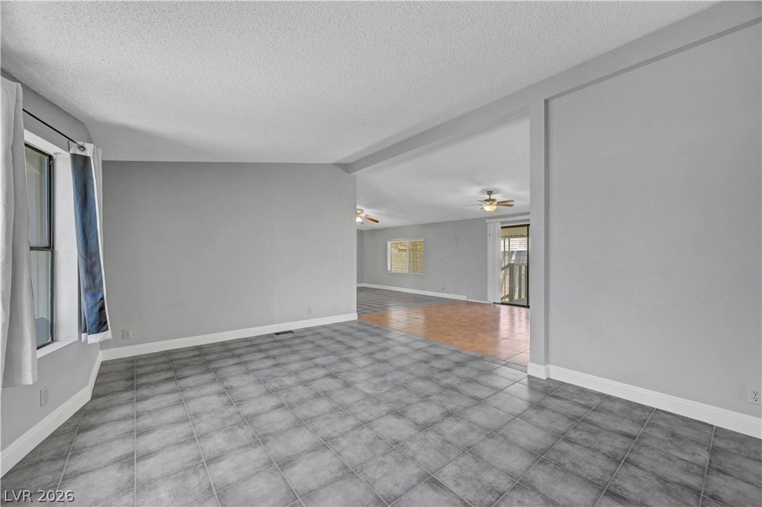 Photo 12 of 53, 5997 Castlemont Avenue