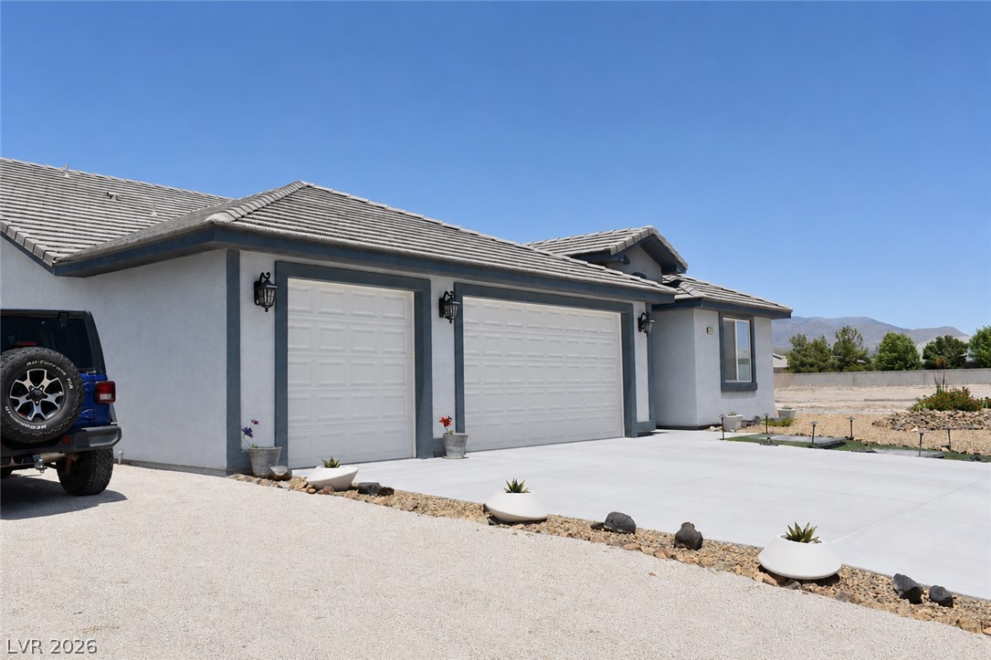 Photo 4 of 4670 Stonebridge Court