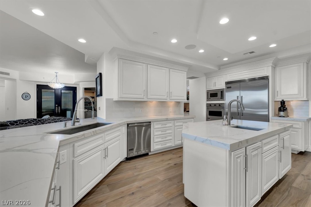 Photo 15 of 86, 9101 Alta Drive #204