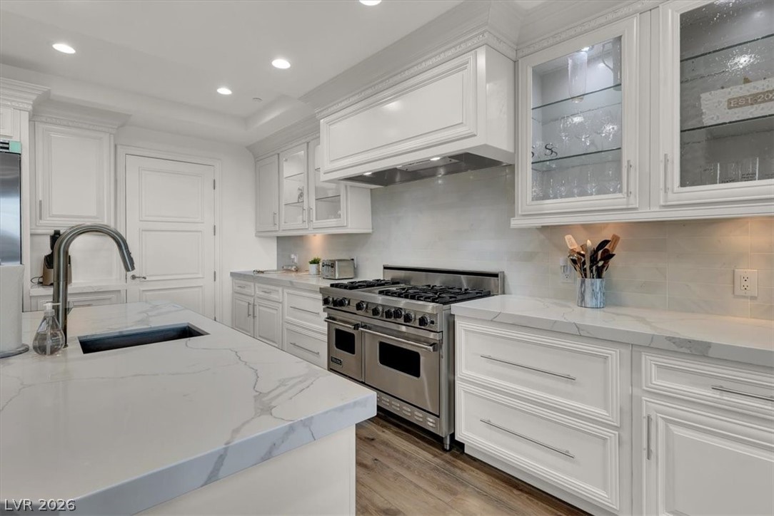Photo 16 of 86, 9101 Alta Drive #204