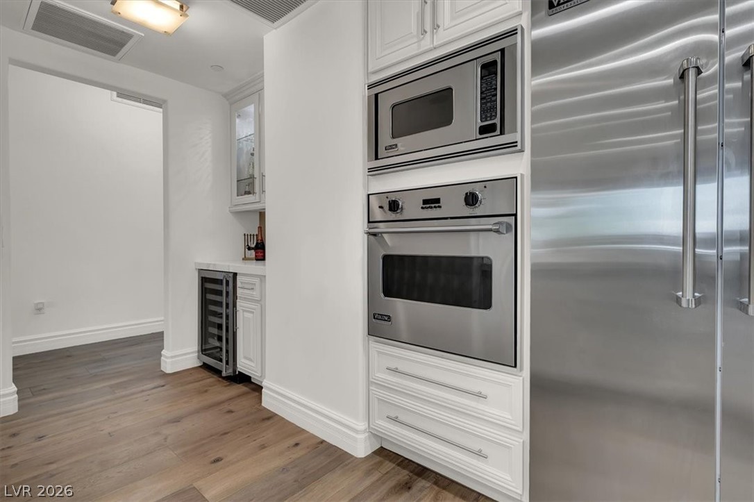 Photo 20 of 86, 9101 Alta Drive #204