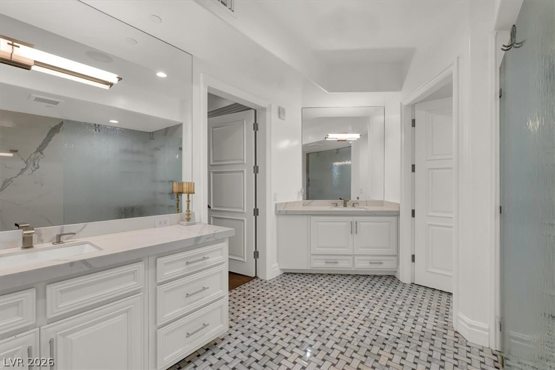 Photo 27 of 86, 9101 Alta Drive #204