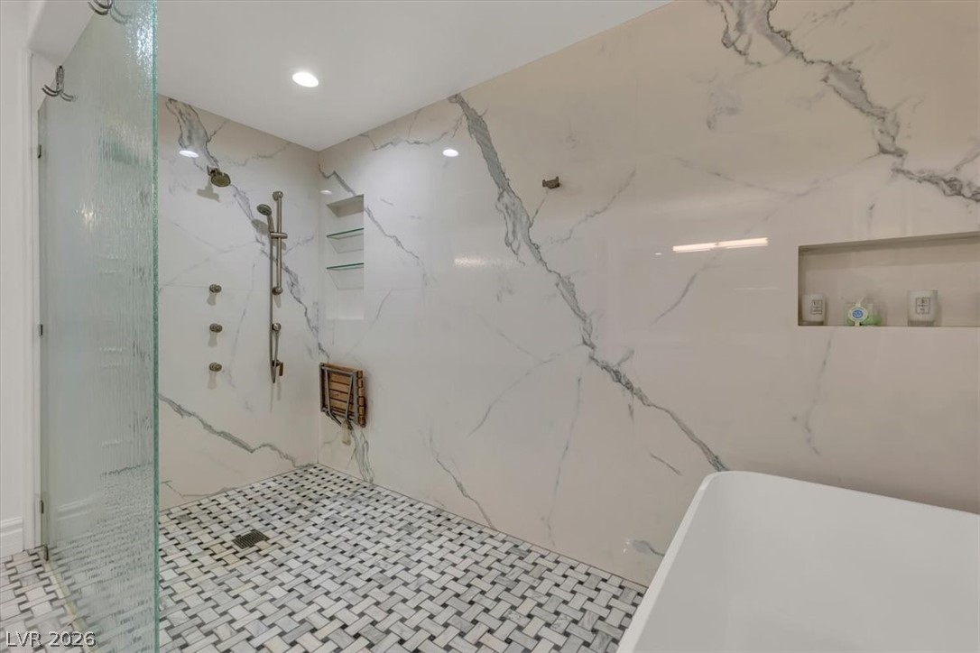 Photo 30 of 86, 9101 Alta Drive #204