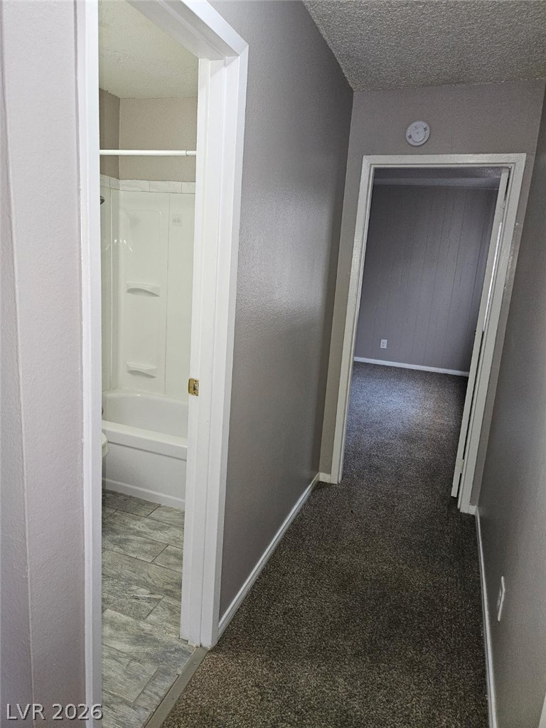 Photo 6 of 10, 4972 Larkspur Street