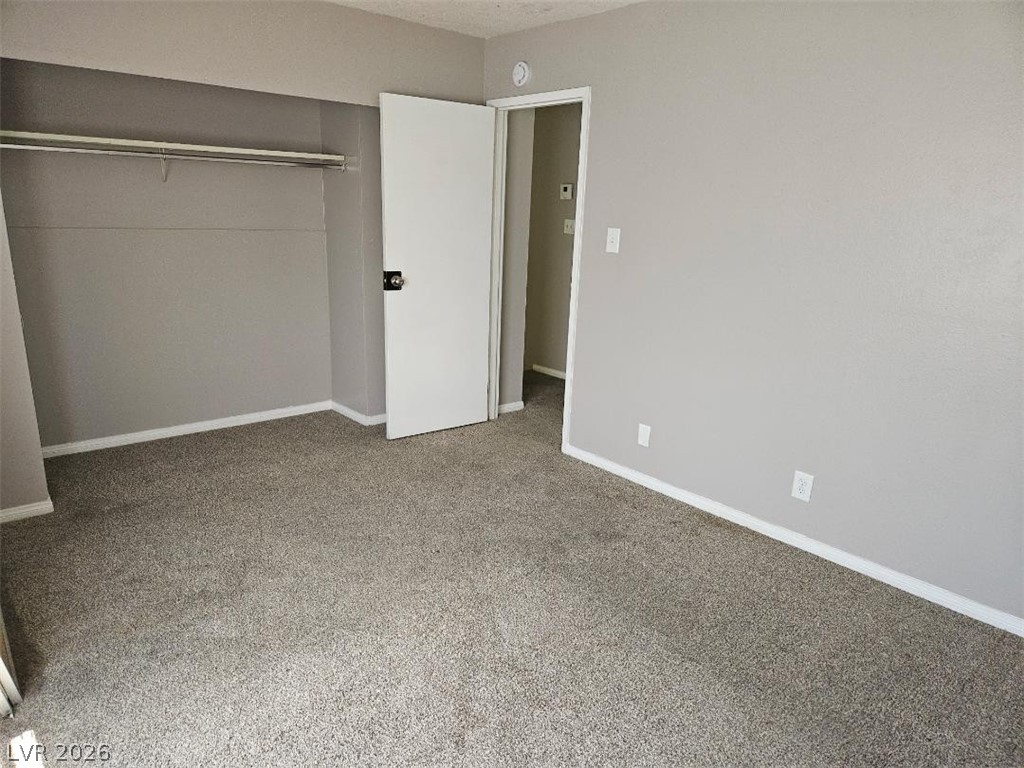 Photo 9 of 10, 4972 Larkspur Street