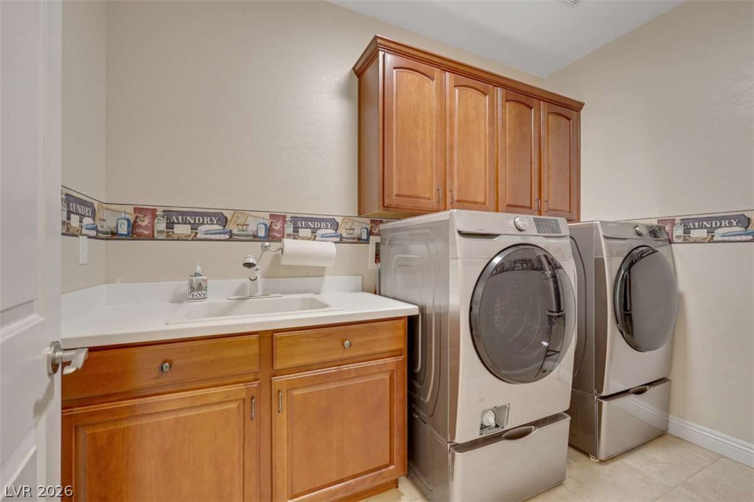 Photo 13 of 29, 2756 Kilwinning Drive