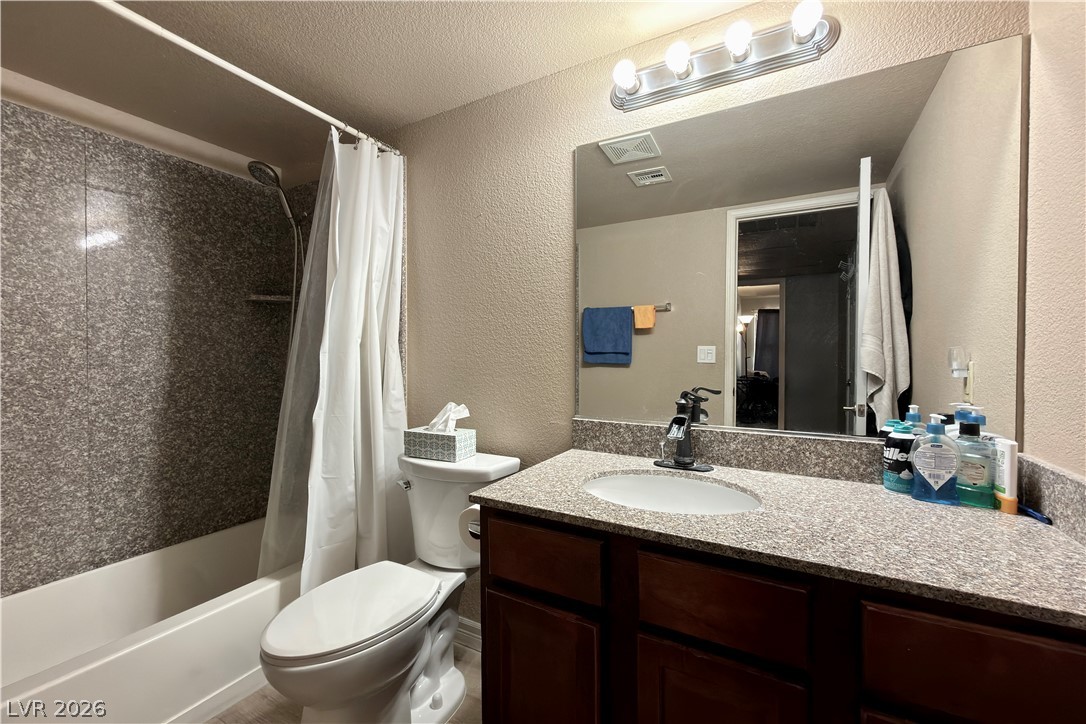 Photo 10 of 20, 2451 N Rainbow Boulevard #2143