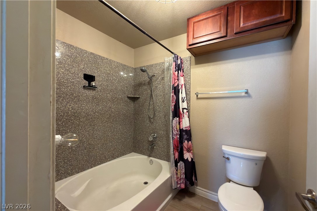 Photo 13 of 20, 2451 N Rainbow Boulevard #2143
