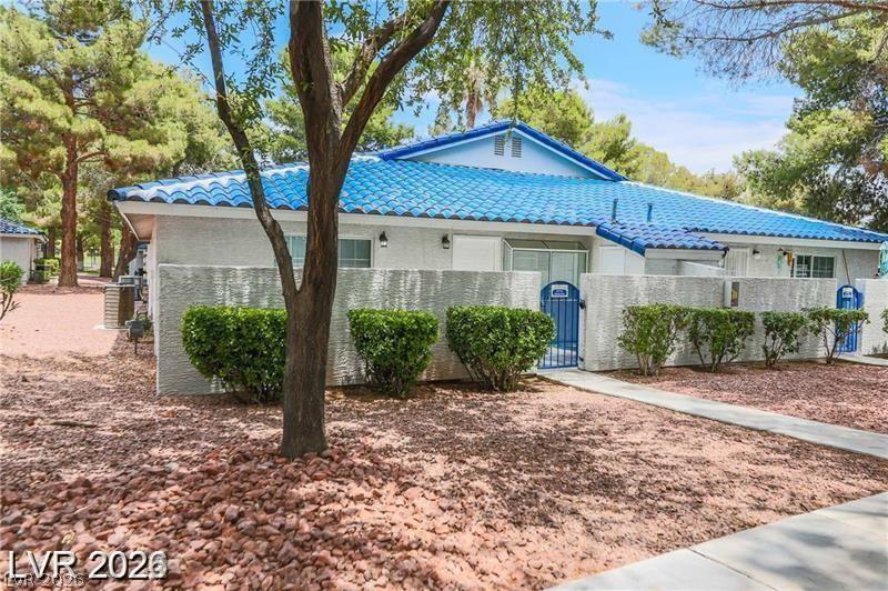 2117 Chertsey Drive #C, Las Vegas 89108