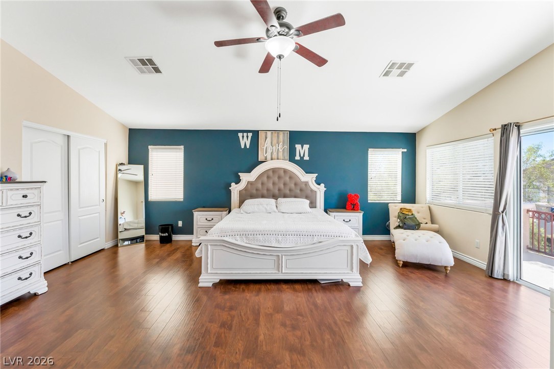 Photo 22 of 42, 309 Sierra Breeze Avenue