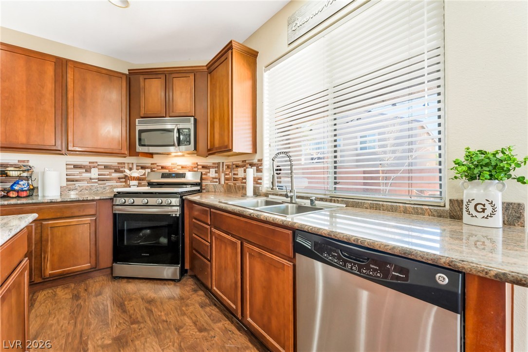 Photo 12 of 42, 309 Sierra Breeze Avenue