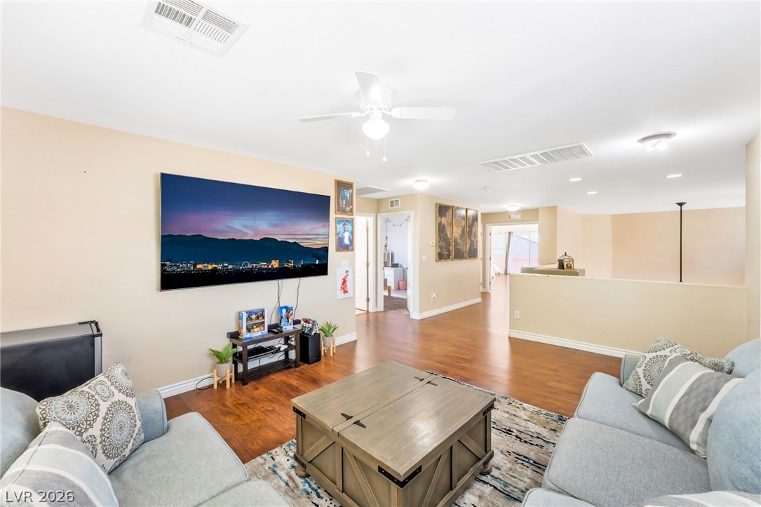 Photo 20 of 42, 309 Sierra Breeze Avenue