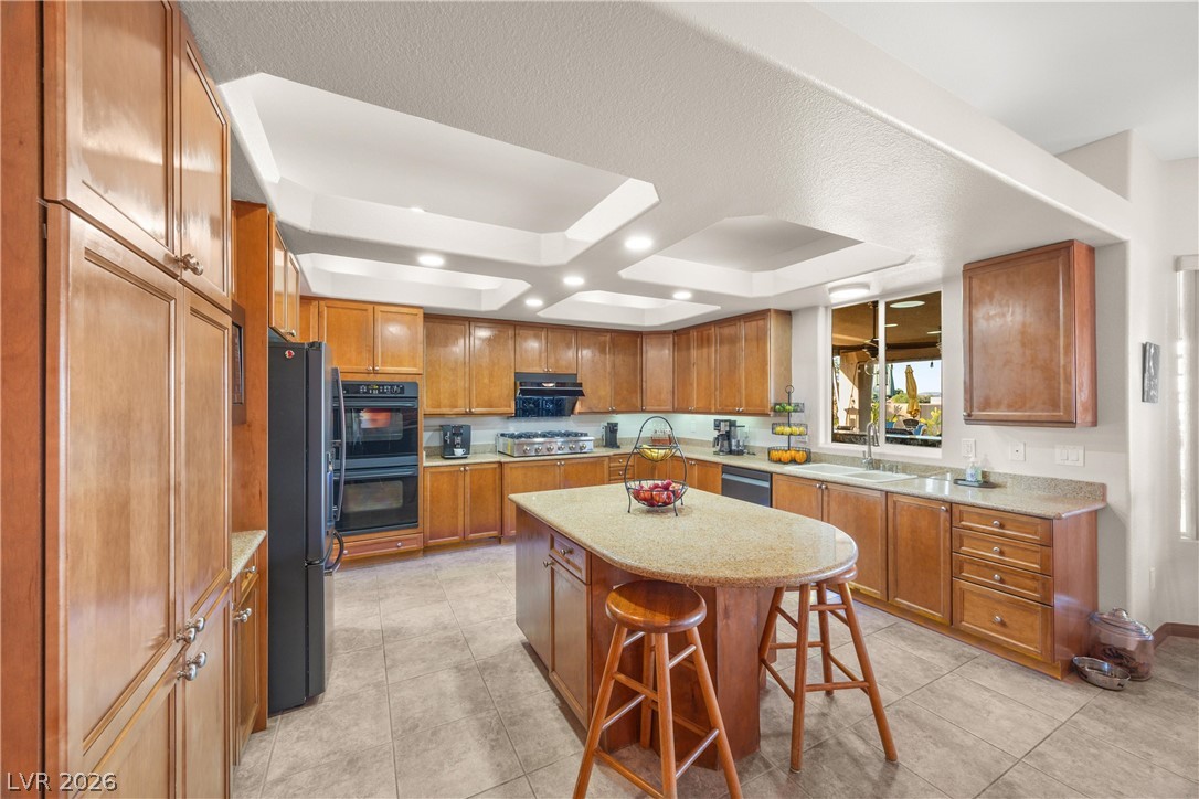 Photo 15 of 43, 5612 Lusitano Street