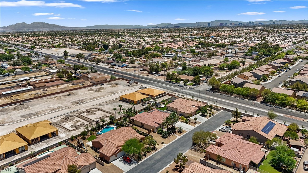 Photo 41 of 43, 5612 Lusitano Street