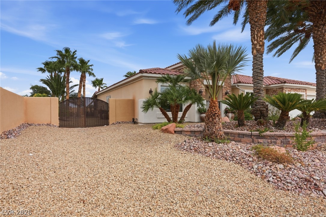 Photo 3 of 5612 Lusitano Street