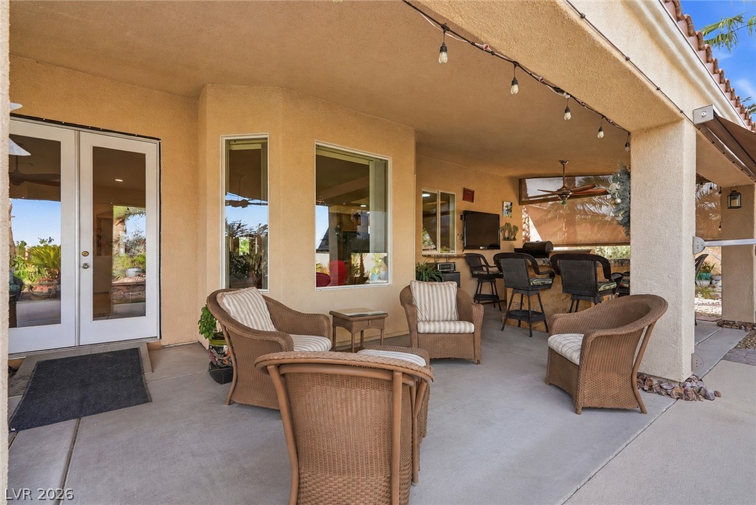 Photo 30 of 43, 5612 Lusitano Street