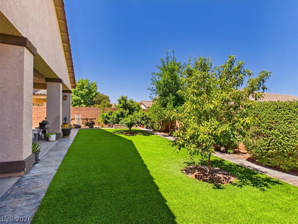 Photo 4 of 4408 S Glory Vine Lane