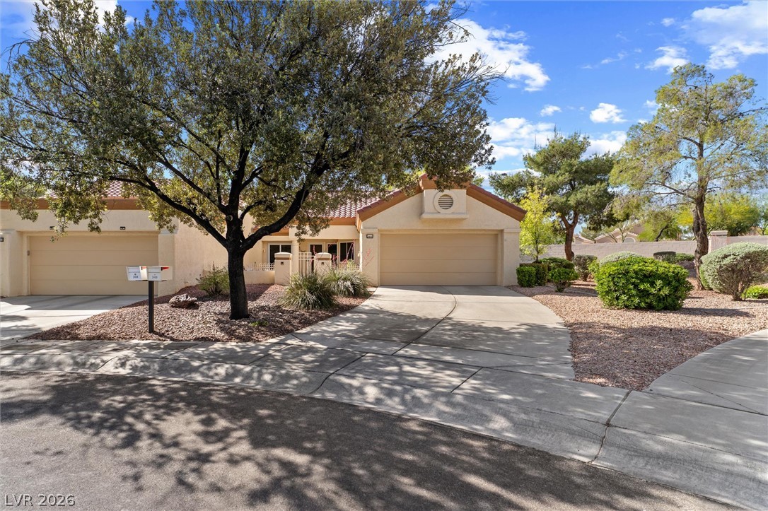 2400 Dove Valley Court, Las Vegas 89134