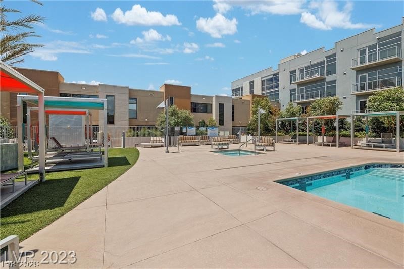 Photo 29 of 33, 353 E Bonneville Avenue #375