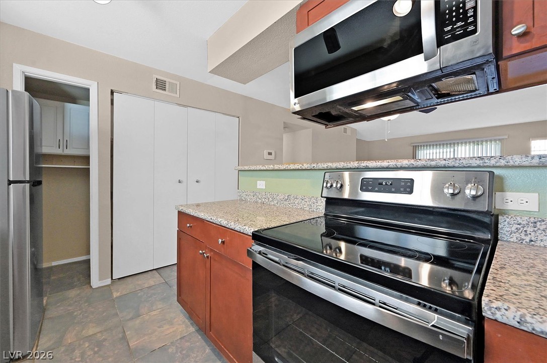 Photo 10 of 25, 2750 S Durango Drive #1038