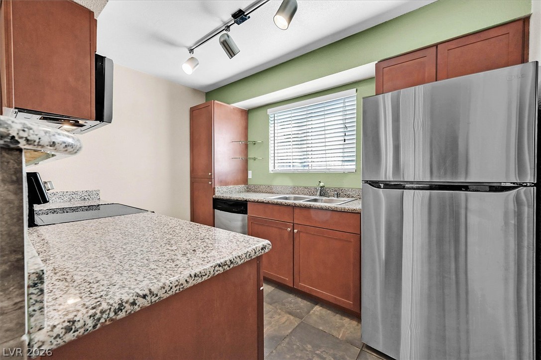Photo 8 of 25, 2750 S Durango Drive #1038