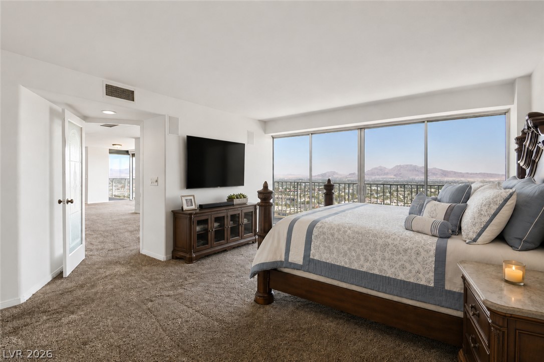 Photo 6 of 14, 3111 Bel Air Drive #25B