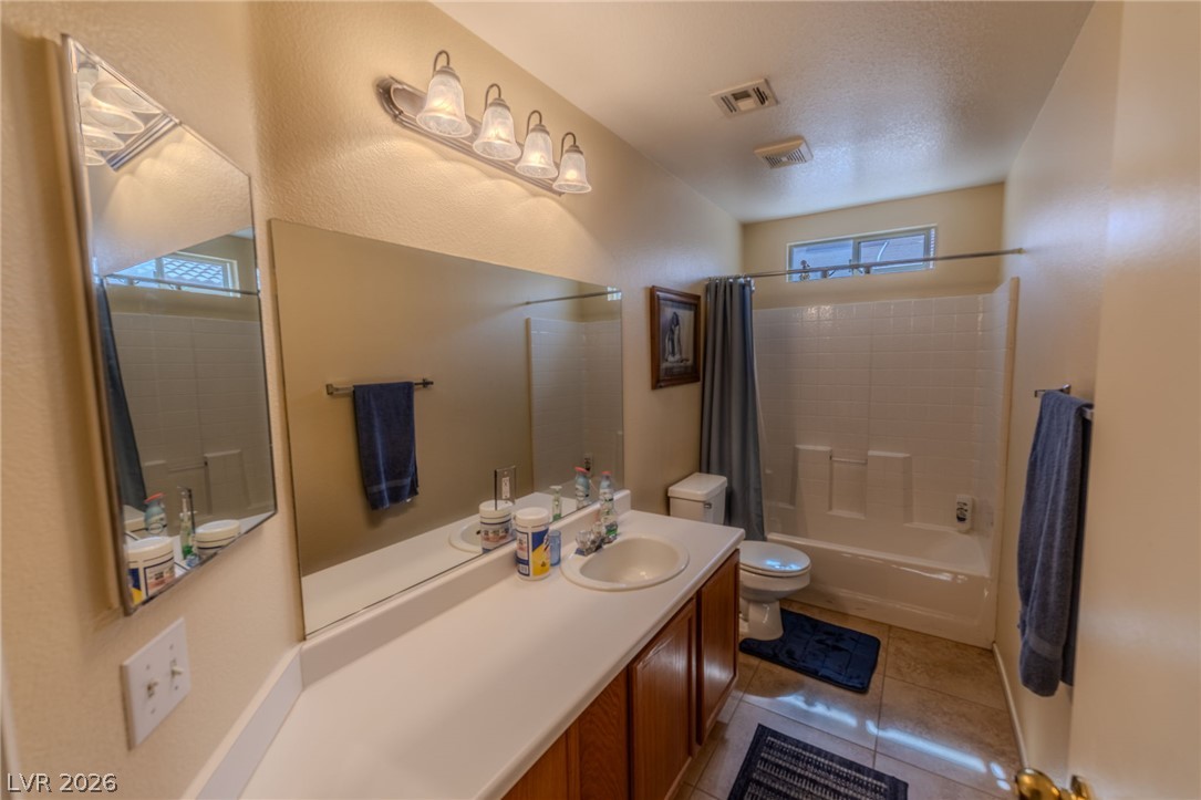 Photo 17 of 30, 4994 Mascaro Drive