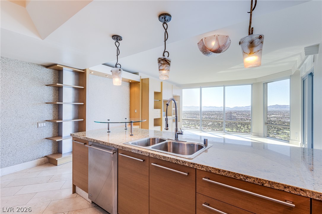 Photo 31 of 33, 322 Karen Avenue #3601