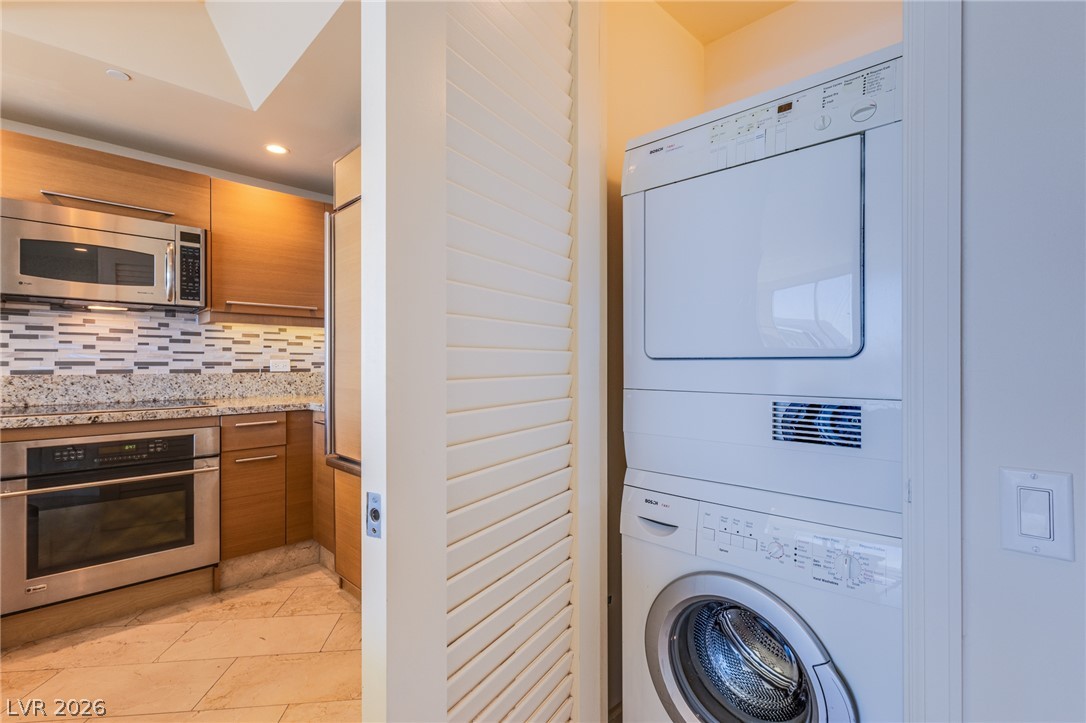 Photo 33 of 33, 322 Karen Avenue #3601