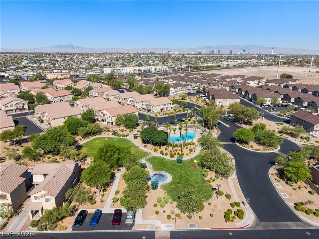 Photo 27 of 31, 5535 Baccarat Avenue #103