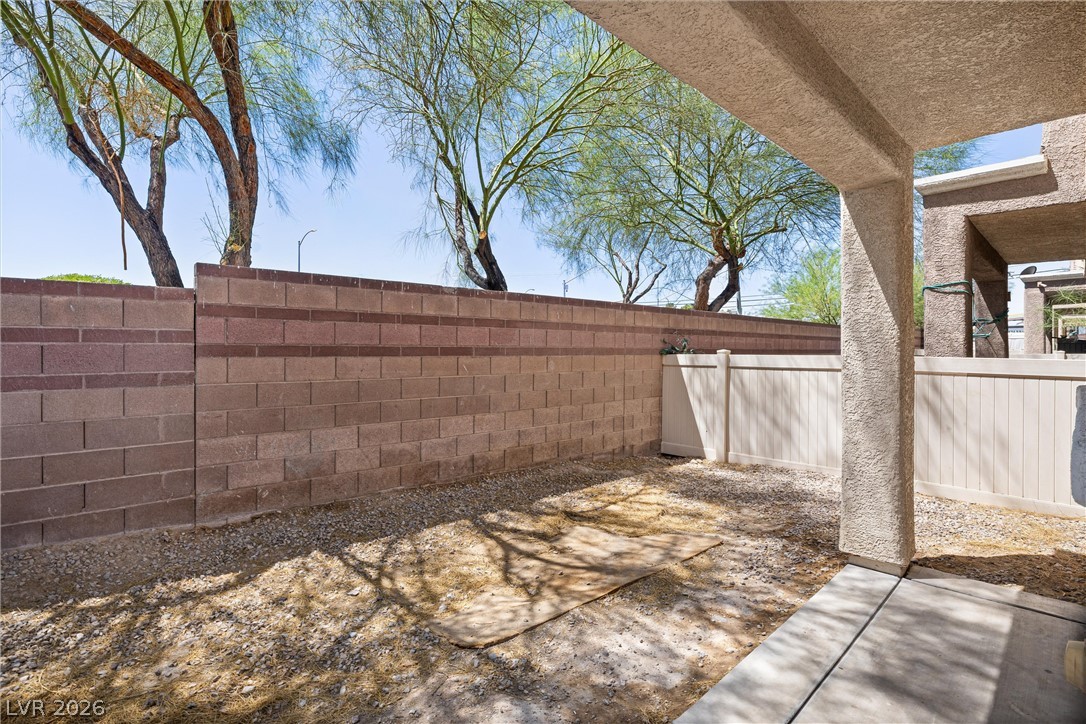 Photo 25 of 31, 5535 Baccarat Avenue #103
